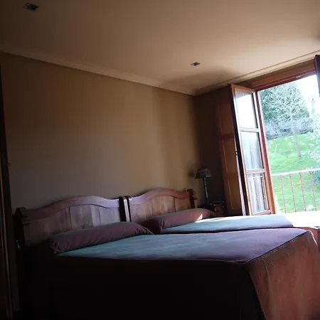 Cueto Mazuga I Apartament Poo De Llanes