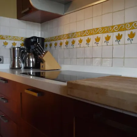 库图玛苏伽第1号公寓酒店 *